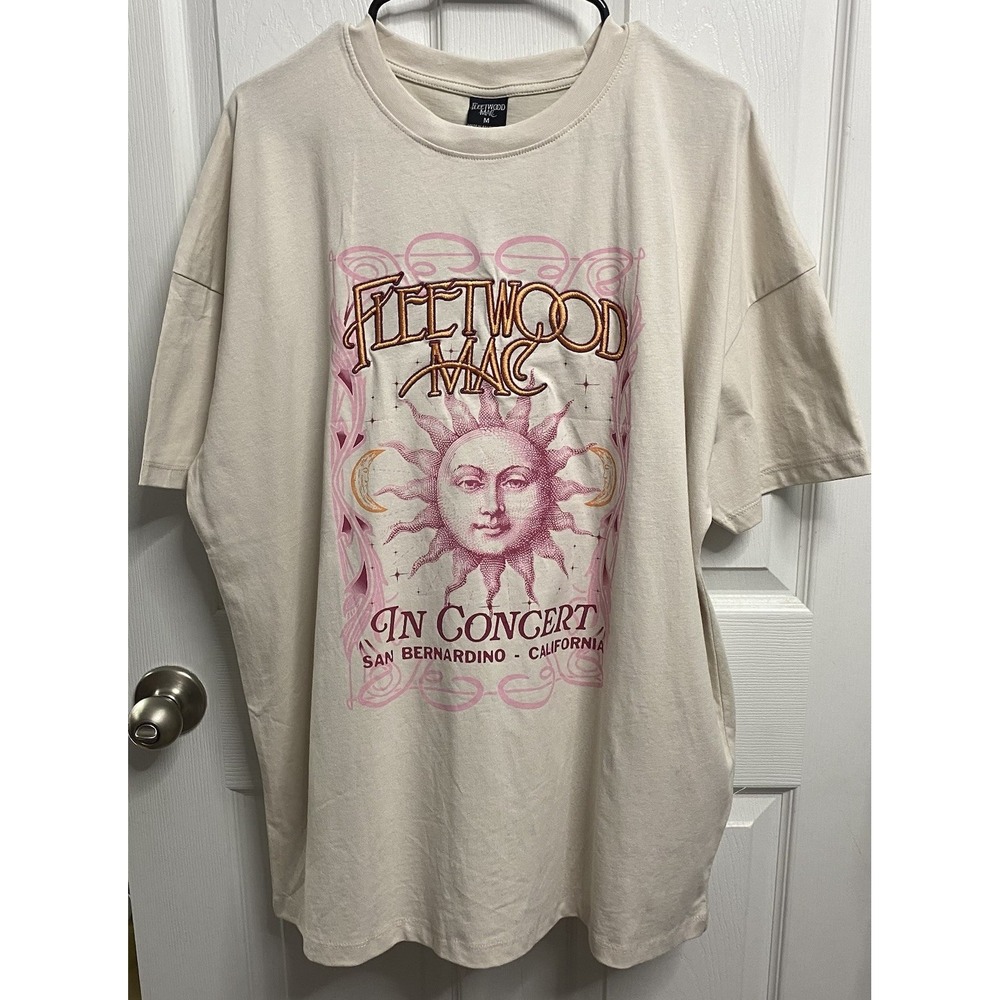 Fleetwood Mac In Concert California T-Shirt Ivory Pink Crew Neck Concert Band M